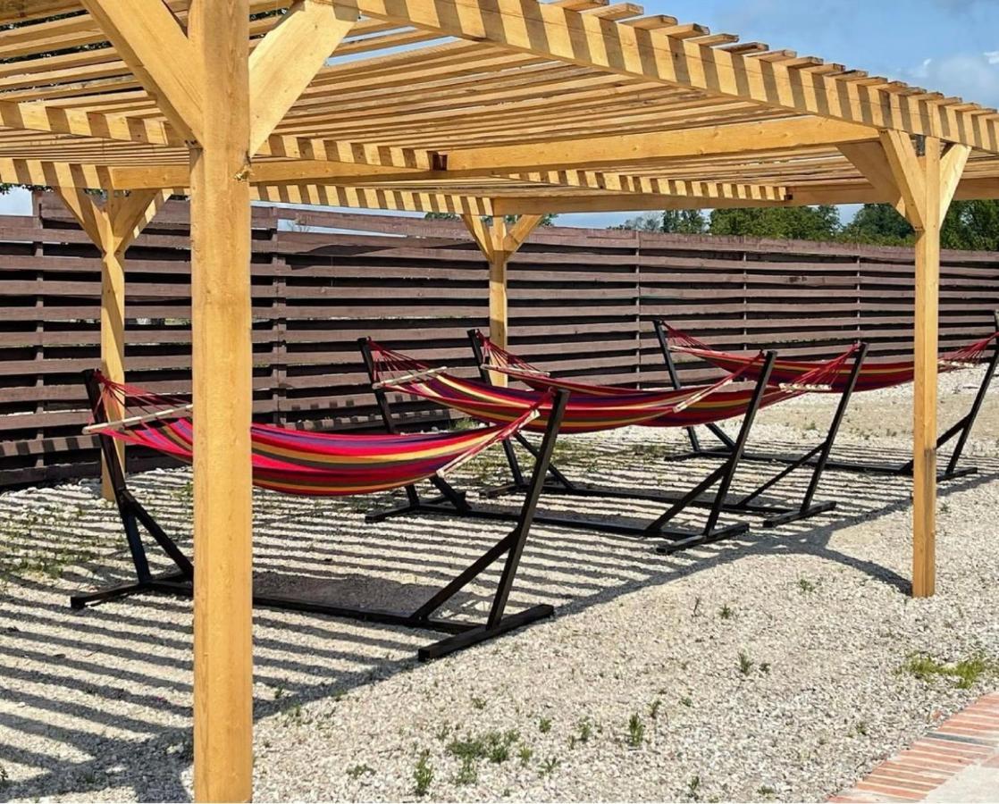 Gud House Hotel Гудаута Екстериор снимка