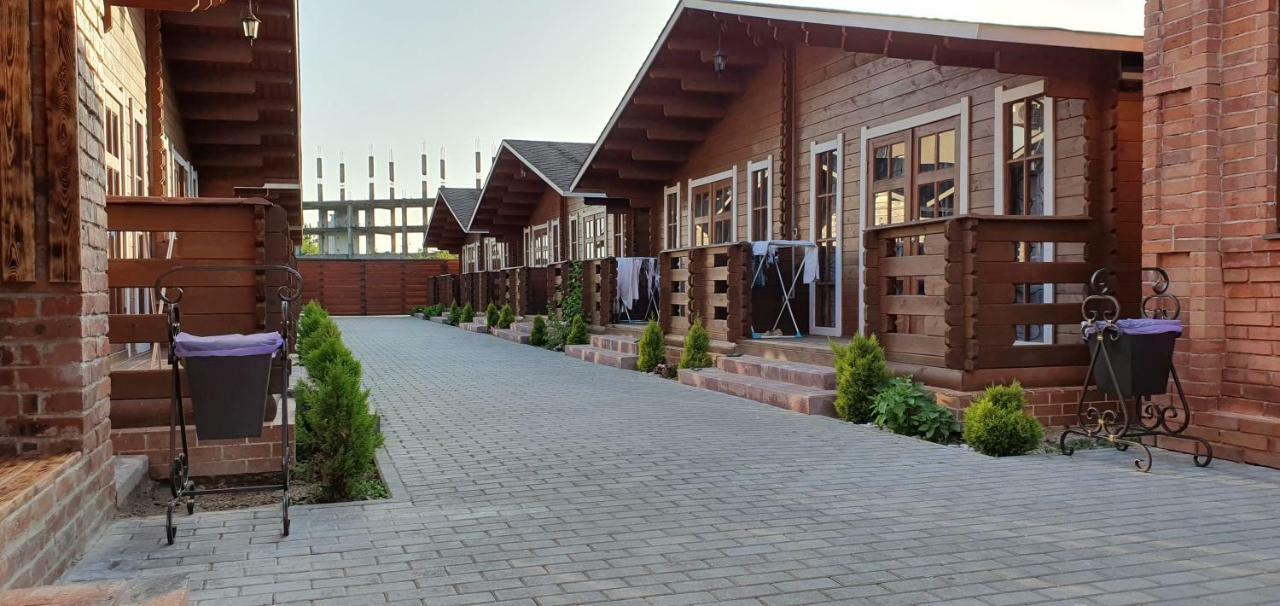 Gud House Hotel Гудаута Екстериор снимка